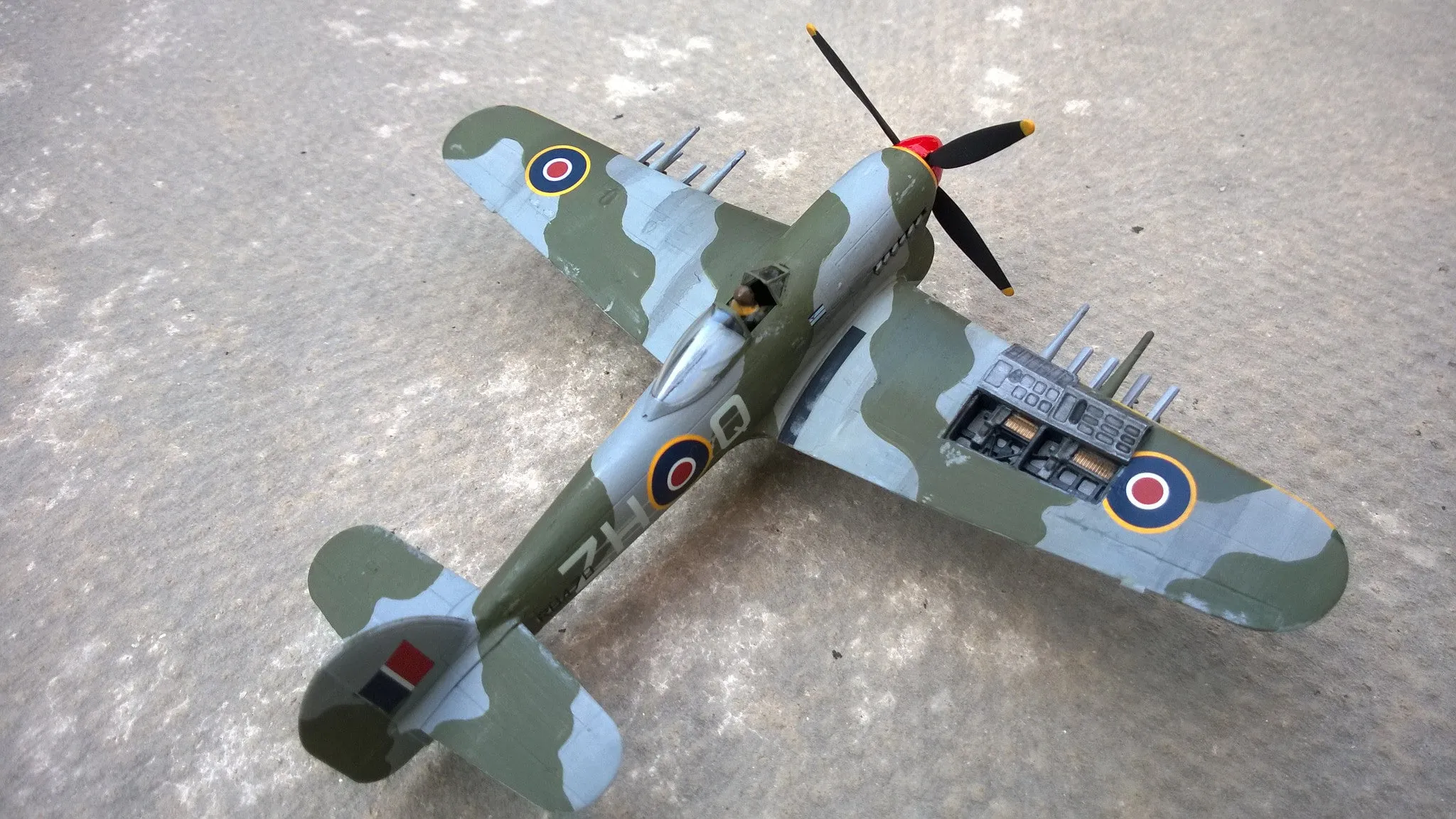 Airfix Aircraft 1/72 Hawker Typhoon IB Fighter Medium Starter Set w/Paint & Glue Kit