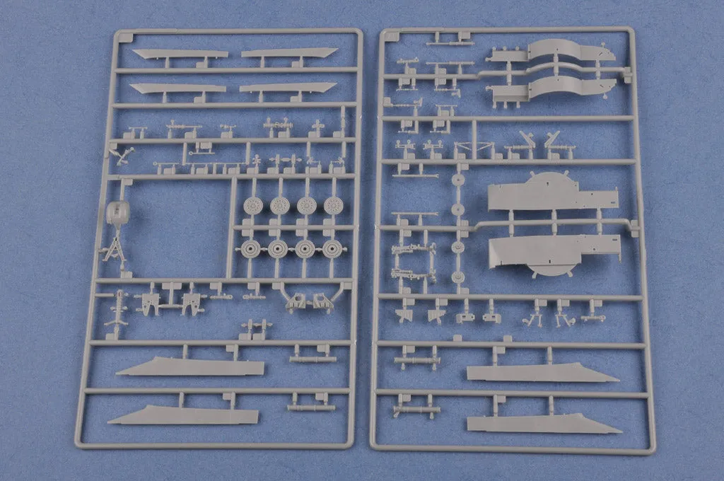 Hobby Boss Aircraft 1/48 Russian MiG-31 Foxhound Kit