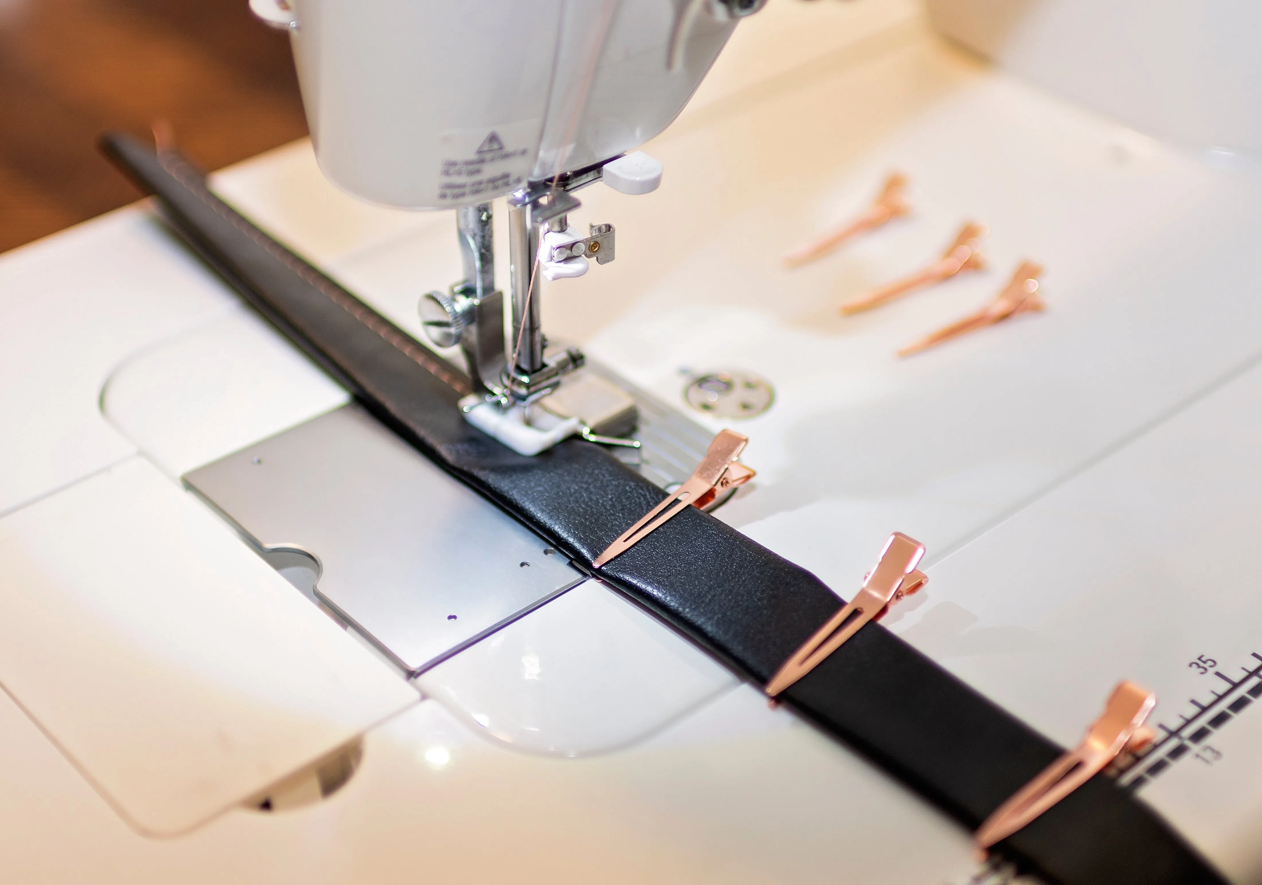 Rose Gold Vinyl Clips