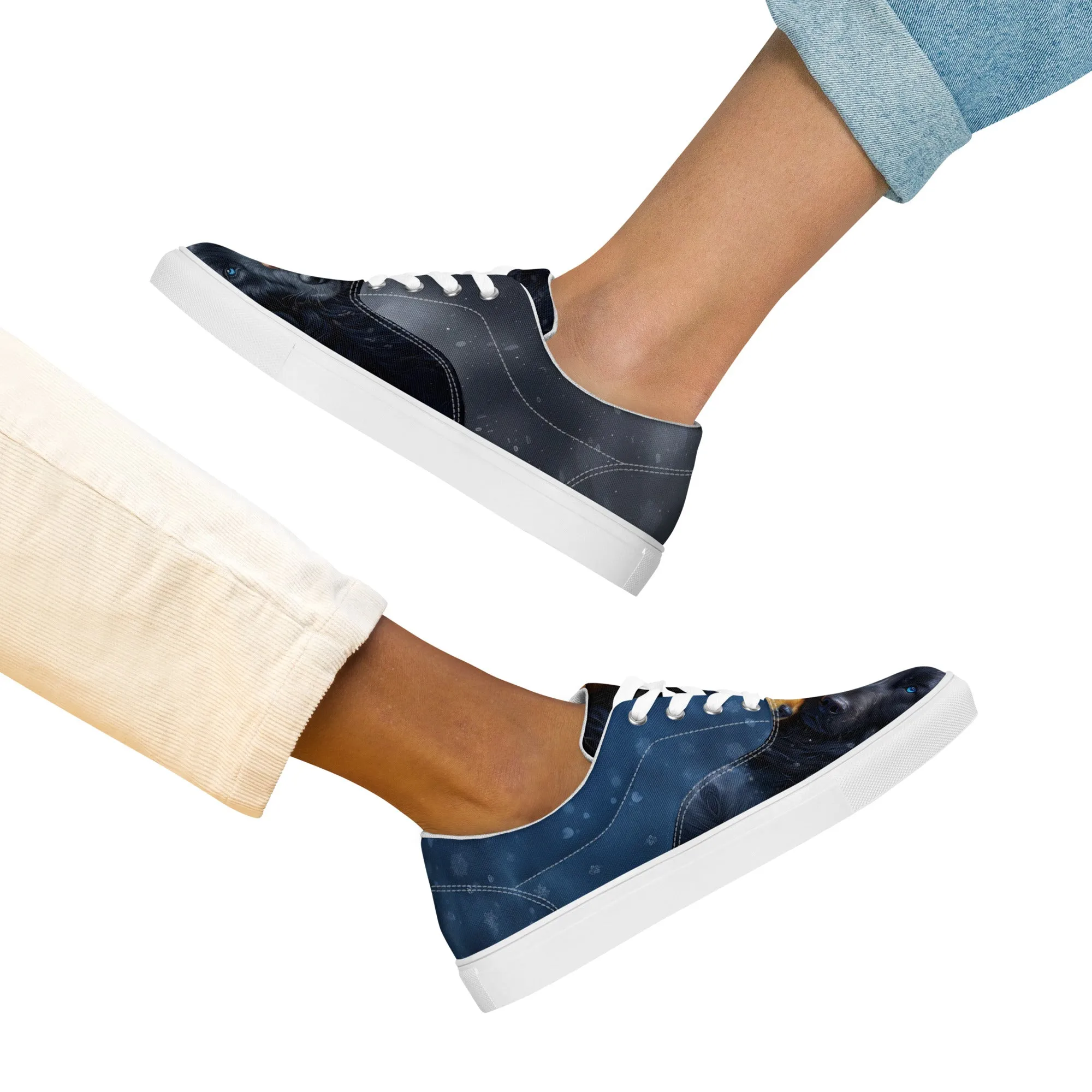 Winter Guardians Women’s lace-up canvas shoes