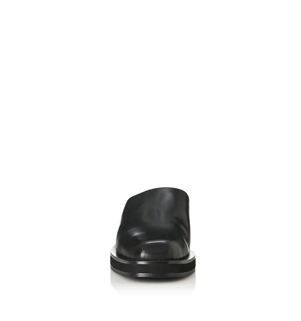ZAYN | BLACK LEATHER